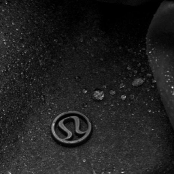 Lululemon Roam Far Wool Bomber Black / Heathered Black Size 4 - Picture 3 of 6